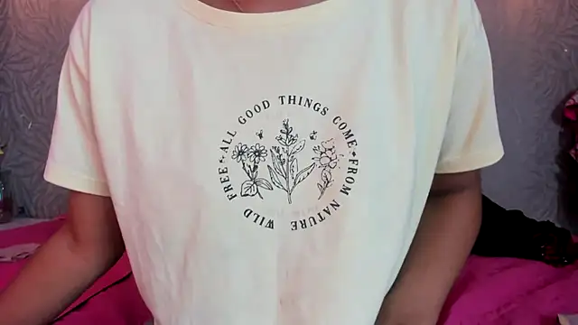 KOURTNEY-- online show from 12.14.25