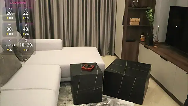 IrisNoire online show from 01.10.25