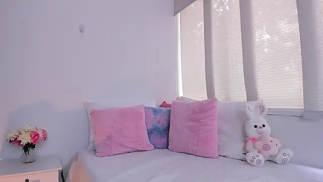 Snapshot of Brisa_blue chatting on 02.19.25 Brisa blue online show from 02.19.25