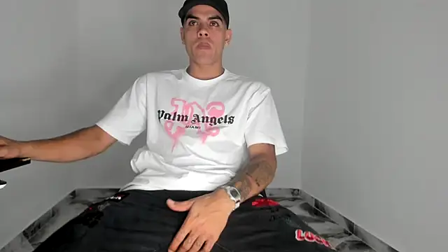 mikee scooth online show from 12.03.25