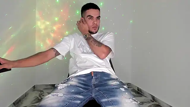 mikee scooth online show from 04.12.26