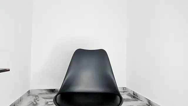 mikee scooth online show from 04.16.26