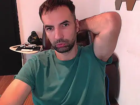 Leo 1617 online show from 10.18.25