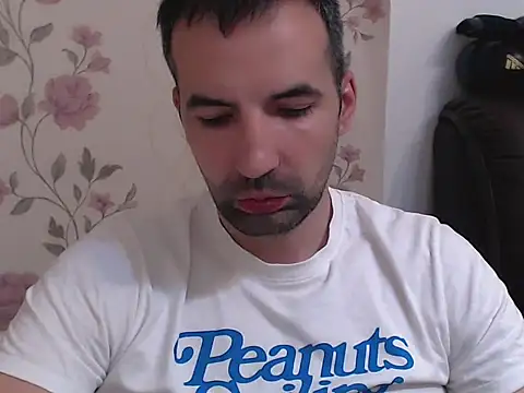 Snapshot of Leo_1617 chatting on 06.20.26 Leo 1617 online show from 06.20.26
