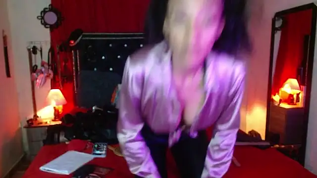 SamaraMartinez online show from 10.27.25