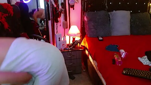 Snapshot of SamaraMartinez chatting on 01.17.26 SamaraMartinez online show from 01.17.26