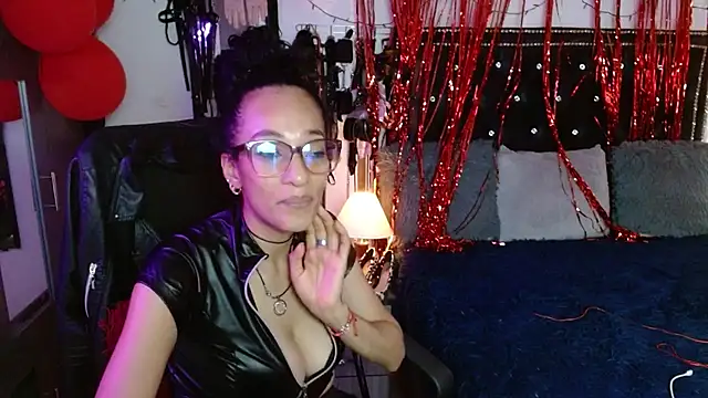 Snapshot of SamaraMartinez chatting on 02.13.26 SamaraMartinez online show from 02.13.26