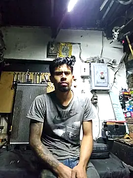 Menpolla hot online show from 11.11.25