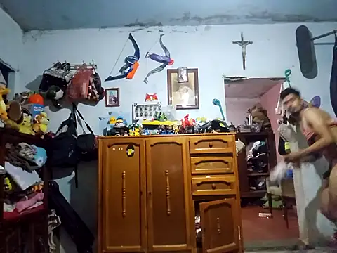 Menpolla hot online show from 04.19.26