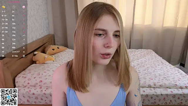 HalieCross online show from 01.09.25