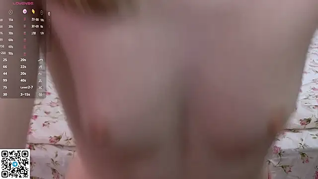 HalieCross online show from 01.09.25