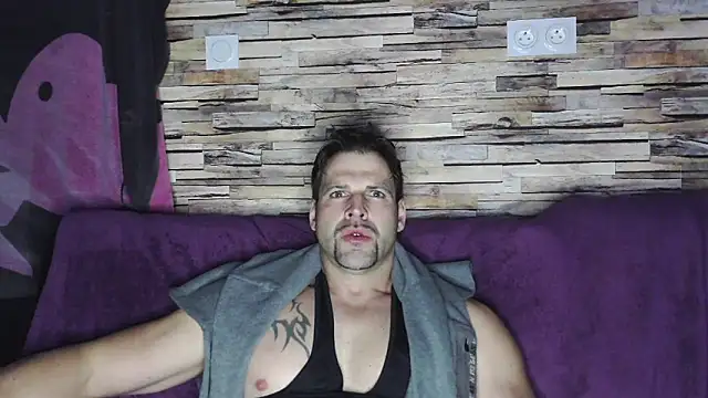 XxBigboybandxX online show from 02.07.25