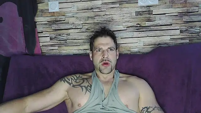 XxBigboybandxX online show from 02.08.25