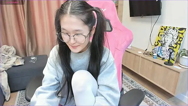 Snapshot of sweetiebunny22 chatting on 09.19.25 sweetiebunny22 online show from 09.19.25