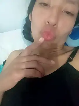 karolinee 66  online show from 12.03.24