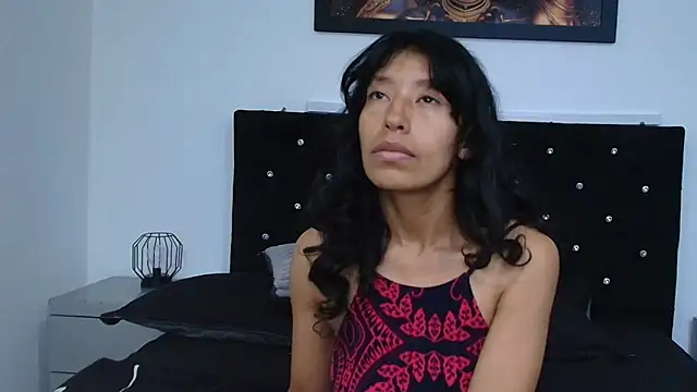 karolinee 66  online show from 04.01.26