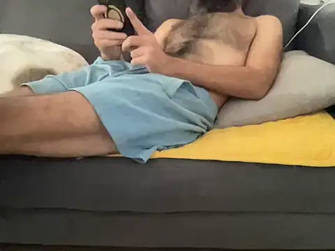 4small4inchlol online show from 10.15.25