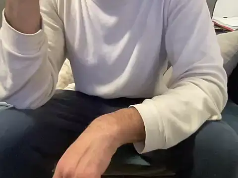 Snapshot of 4small4inchlol chatting on 02.28.26 4small4inchlol online show from 02.28.26