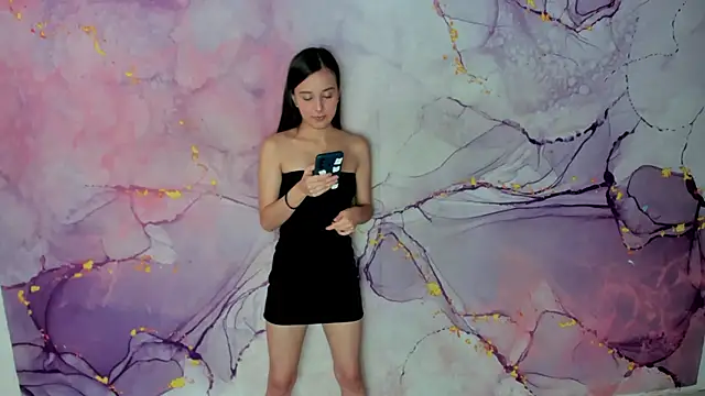 Snapshot of Sweet_nikki_2 chatting on 02.05.25 Sweet nikki 2 online show from 02.05.25