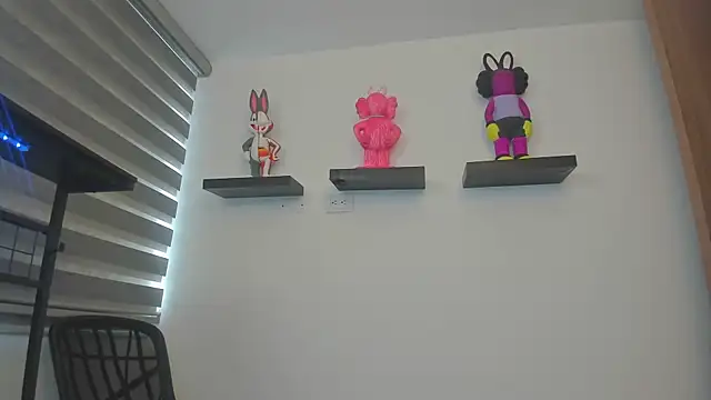 Gangster Girl online show from 05.19.26
