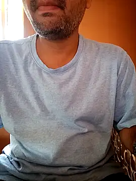 Snapshot of daddy_indian chatting on 03.21.25 daddy indian online show from 03.21.25