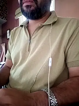 Snapshot of daddy_indian chatting on 09.11.25 daddy indian online show from 09.11.25