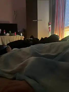 Snapshot of zolihorvat11 chatting on 02.23.26 zolihorvat11 online show from 02.23.26