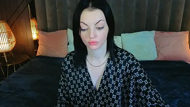 Daisy Delight online show from 02.02.26