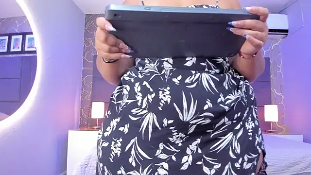 Snapshot of samyriverss chatting on 02.19.25 samyriverss online show from 02.19.25