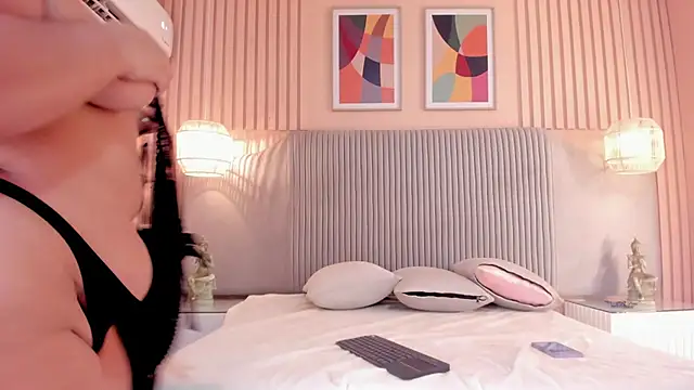 Snapshot of samyriverss chatting on 10.01.25 samyriverss online show from 10.01.25