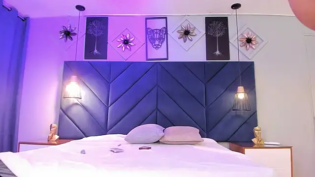 Snapshot of samyriverss chatting on 10.19.25 samyriverss online show from 10.19.25