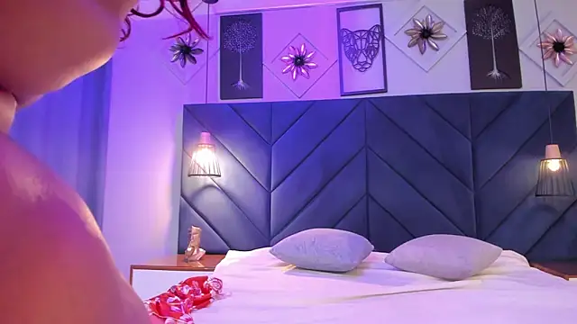 Snapshot of samyriverss chatting on 10.21.25 samyriverss online show from 10.21.25