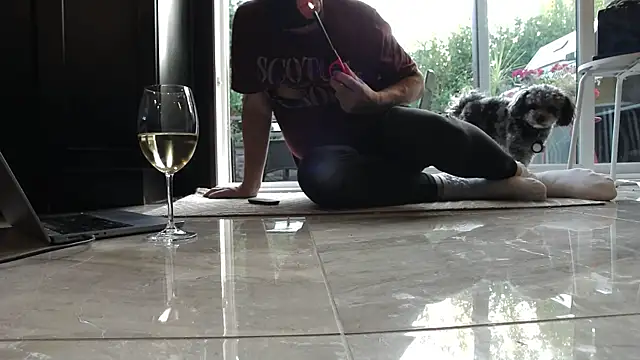 Toy-Daddy online show from 10.18.25