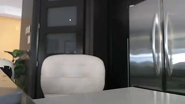 Toy-Daddy online show from 10.19.25