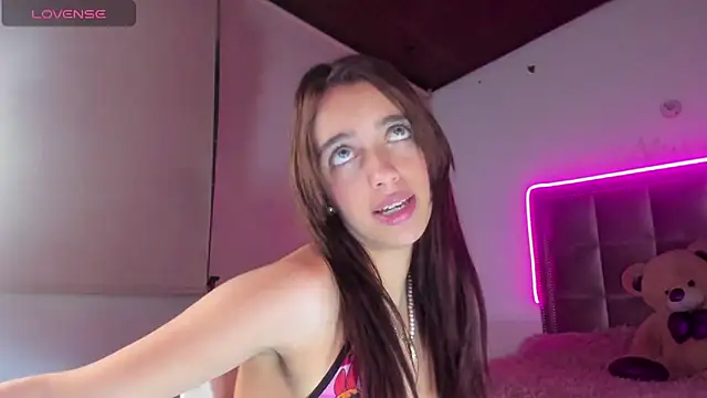 Snapshot of Melody_Ds chatting on 12.13.24 Melody Ds online show from 12.13.24