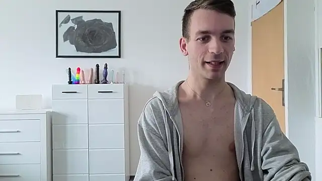 Snapshot of nickdtr chatting on 05.06.26 nickdtr online show from 05.06.26