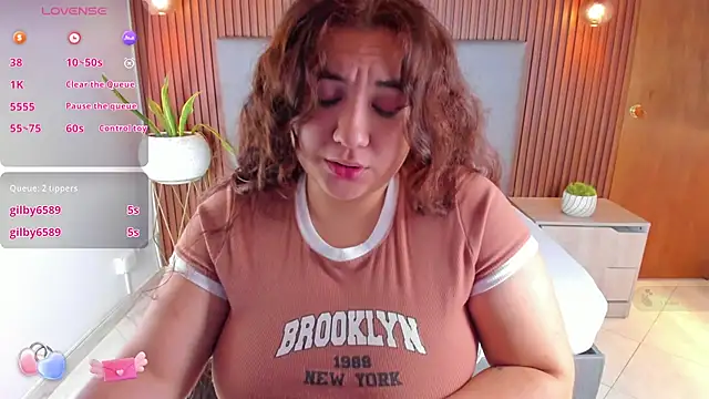 nadine russo online show from 12.28.24