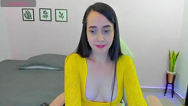 Snapshot of sophie_pazz chatting on 02.26.26 sophie pazz online show from 02.26.26