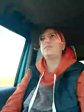 Snapshot of larylary6969 chatting on 12.19.24 larylary6969 online show from 12.19.24