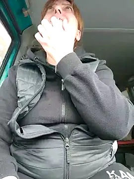 Snapshot of larylary6969 chatting on 02.17.25 larylary6969 online show from 02.17.25