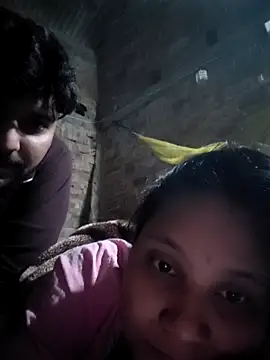 Snapshot of Cuterinki chatting on 11.29.25 Cuterinki online show from 11.29.25