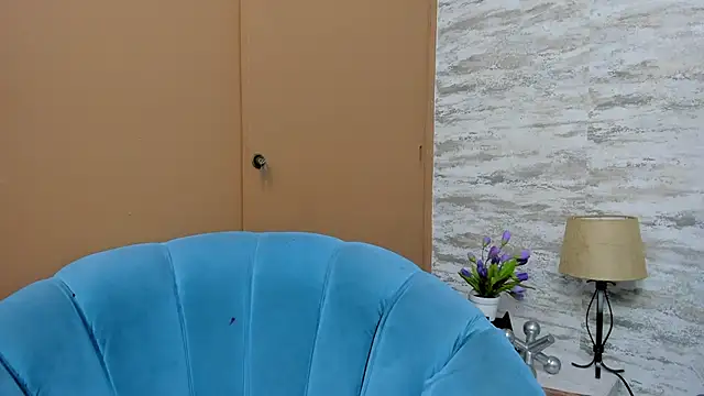  miaquevedo  online show from 01.15.25