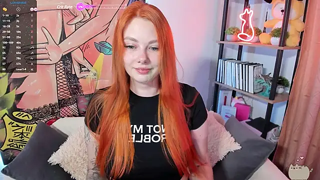 Snapshot of Kati_FoX chatting on 02.22.25 Kati FoX online show from 02.22.25