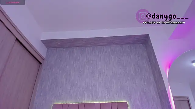 ZarianaEvanz online show from 03.16.25