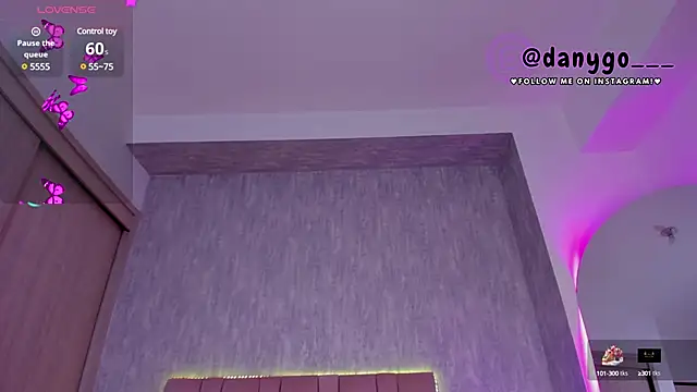 ZarianaEvanz online show from 03.20.25