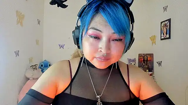 Shaddycute  online show from 10.01.25