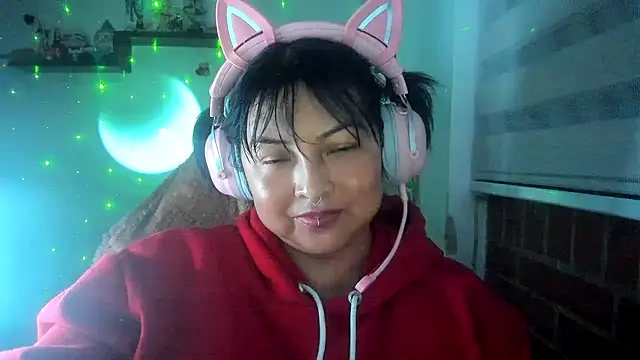 Shaddycute  online show from 04.13.26