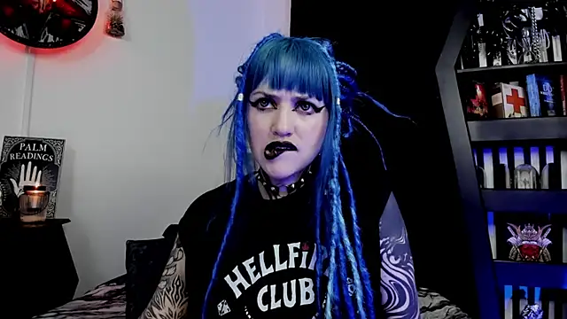 Snapshot of DimmuandDarkness chatting on 12.05.25 DimmuandDarkness online show from 12.05.25