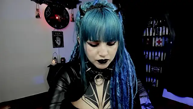 Snapshot of DimmuandDarkness chatting on 01.09.26 DimmuandDarkness online show from 01.09.26