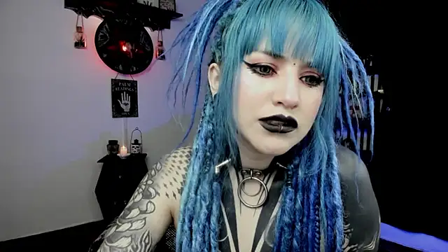 Snapshot of DimmuandDarkness chatting on 01.10.26 DimmuandDarkness online show from 01.10.26